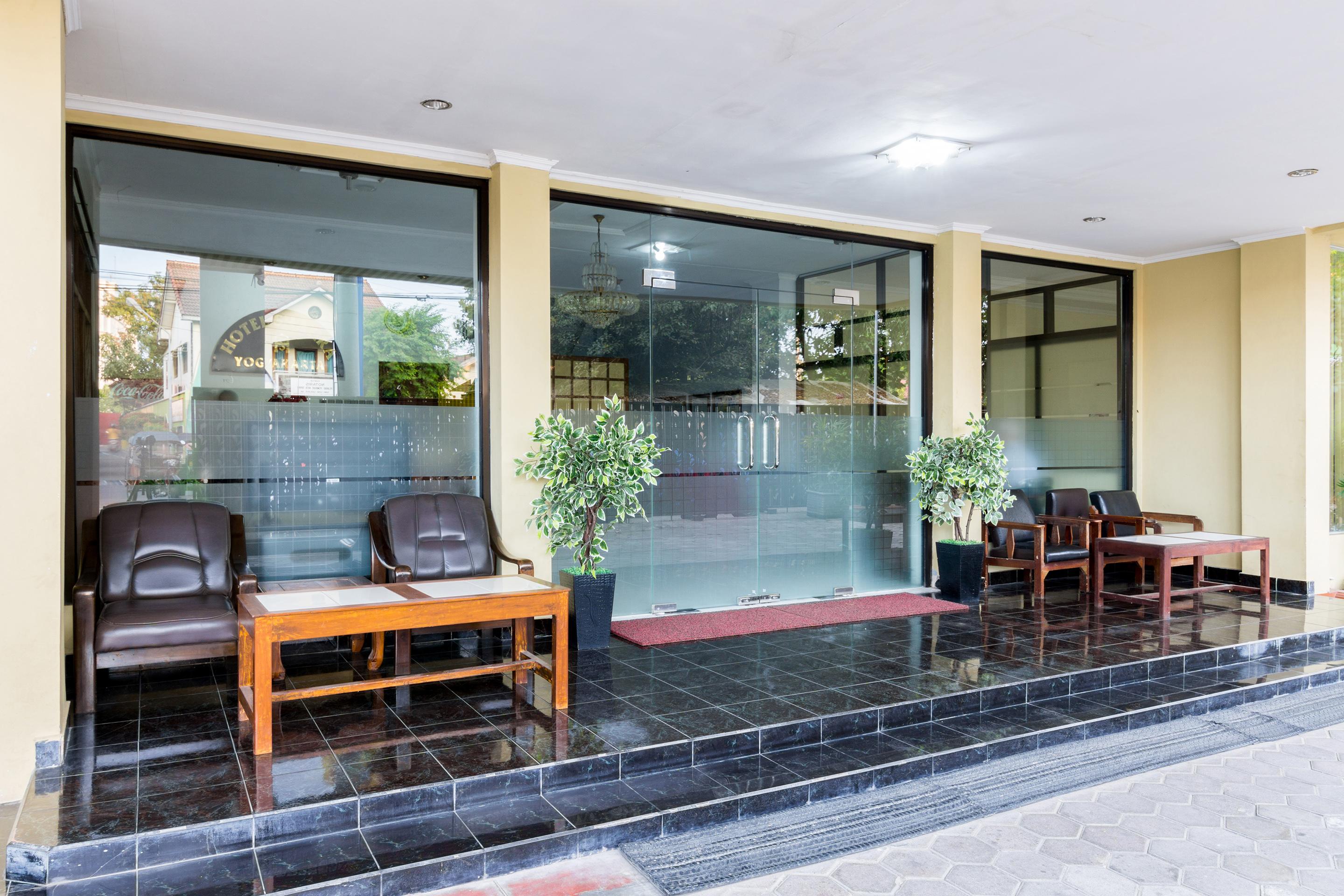 Oyo 1309 Hotel Shafira Syariah Yogyakarta Exterior foto